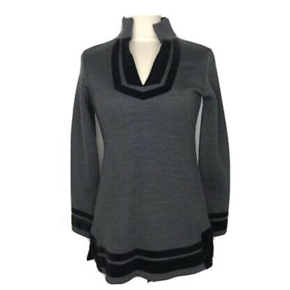 Soft Surroundings Grey Black velvet trim  Size M
